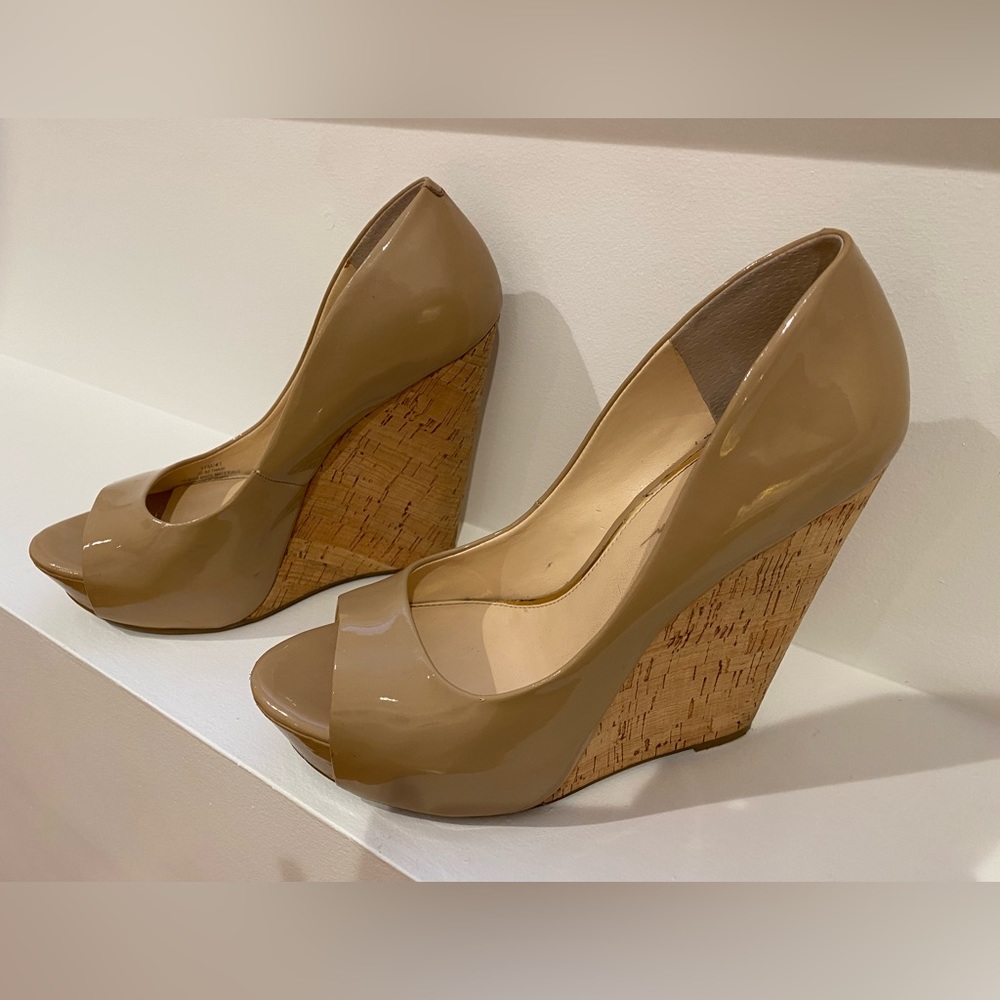 Jessica Simpson Bethany Wedge Buff 10